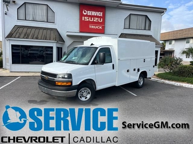 2026 Chevrolet Express Cutaway 3500 1WT