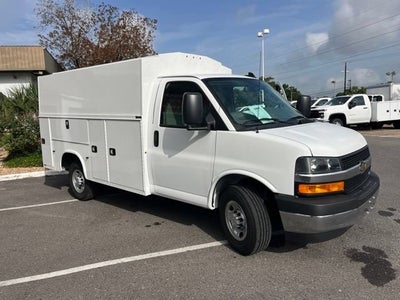 2026 Chevrolet Express Cutaway 3500 1WT