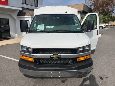 2026 Chevrolet Express Cutaway 3500 1WT