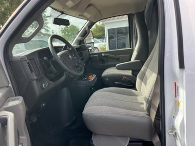2026 Chevrolet Express Cutaway 3500 1WT