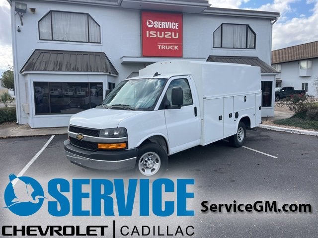 2025 Chevrolet Express Cutaway 3500 1WT