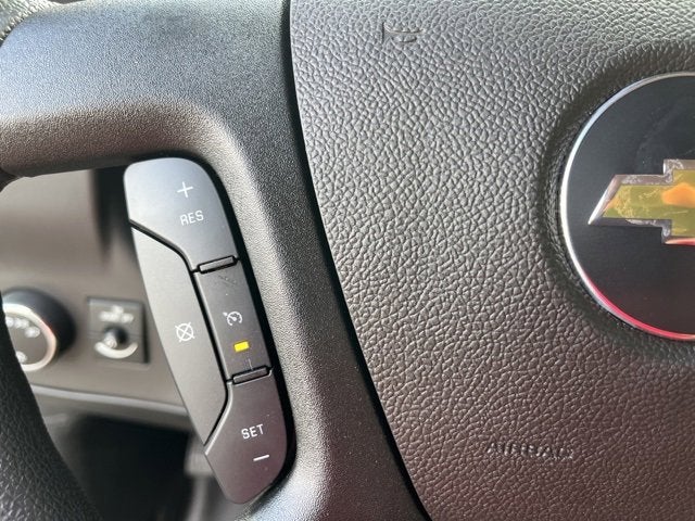 2025 Chevrolet Express Cutaway 3500 1WT