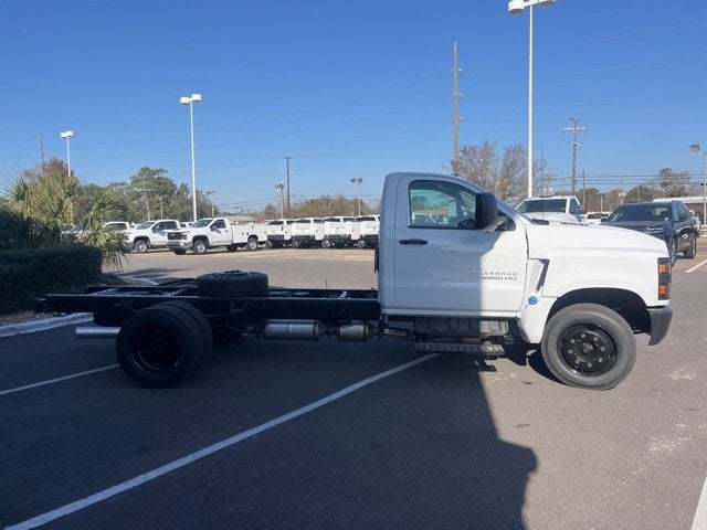 2024 Chevrolet Silverado 5500 HD Work Truck