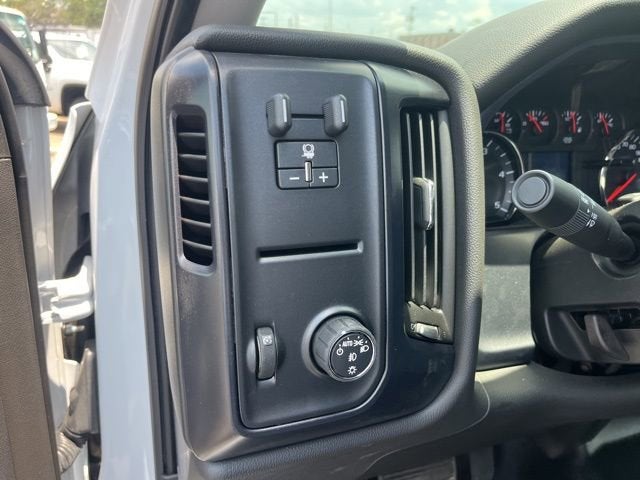 2024 Chevrolet Silverado 5500 HD Work Truck