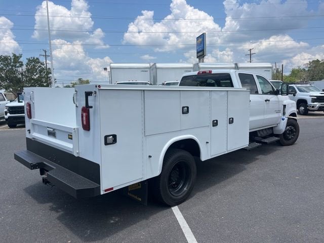 2024 Chevrolet Silverado 5500 HD Work Truck
