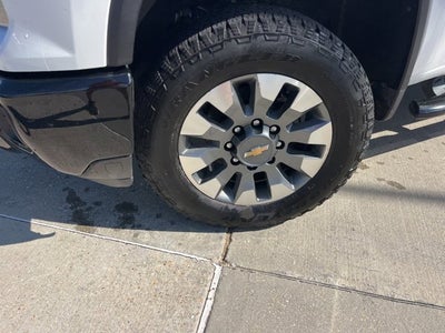 2024 Chevrolet Silverado 2500 HD Custom