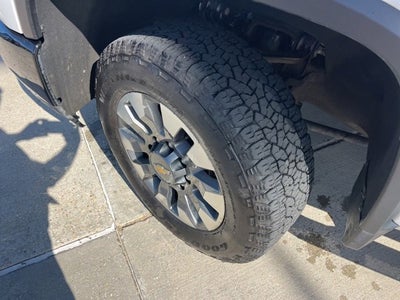 2024 Chevrolet Silverado 2500 HD Custom