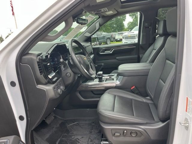 2025 Chevrolet Silverado 1500 LTZ