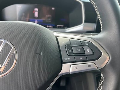 2025 Volkswagen Taos SE