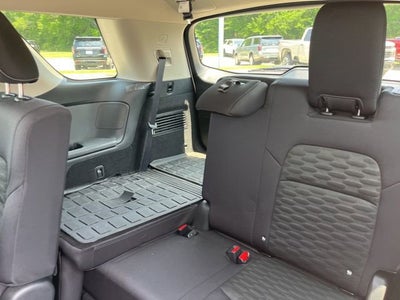 2024 Nissan Pathfinder S