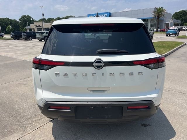 2024 Nissan Pathfinder S