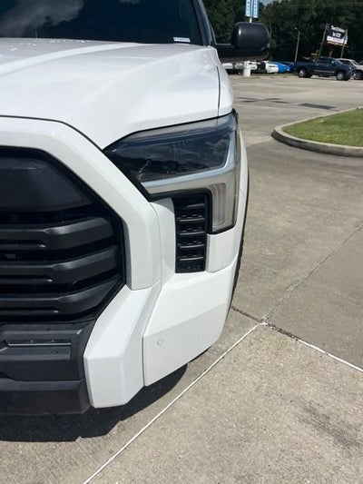 2023 Toyota Tundra 4WD SR5