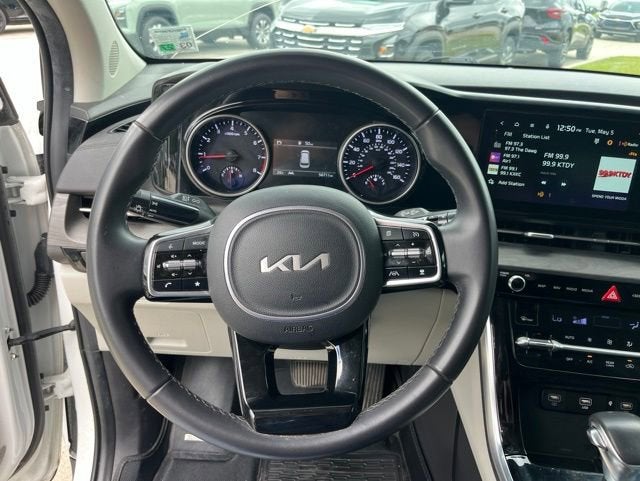 2024 Kia Carnival EX