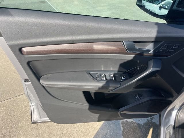 2022 Audi Q5 Premium Plus