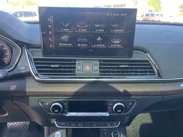 2022 Audi Q5 Premium Plus