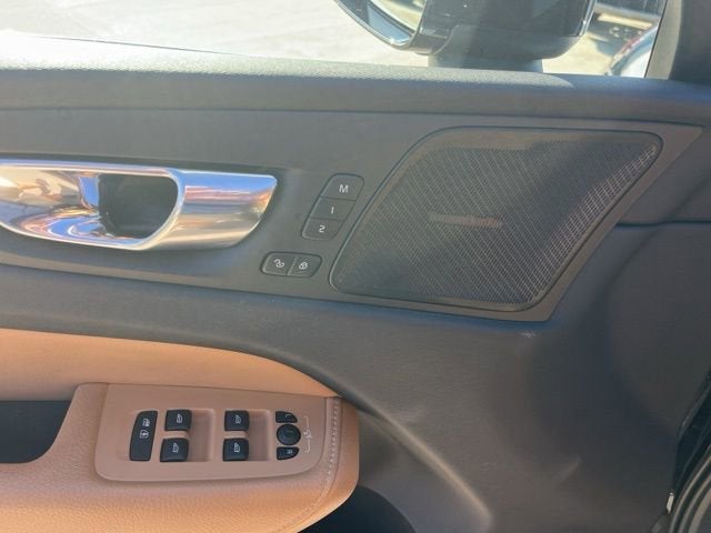 2020 Volvo XC60 Inscription